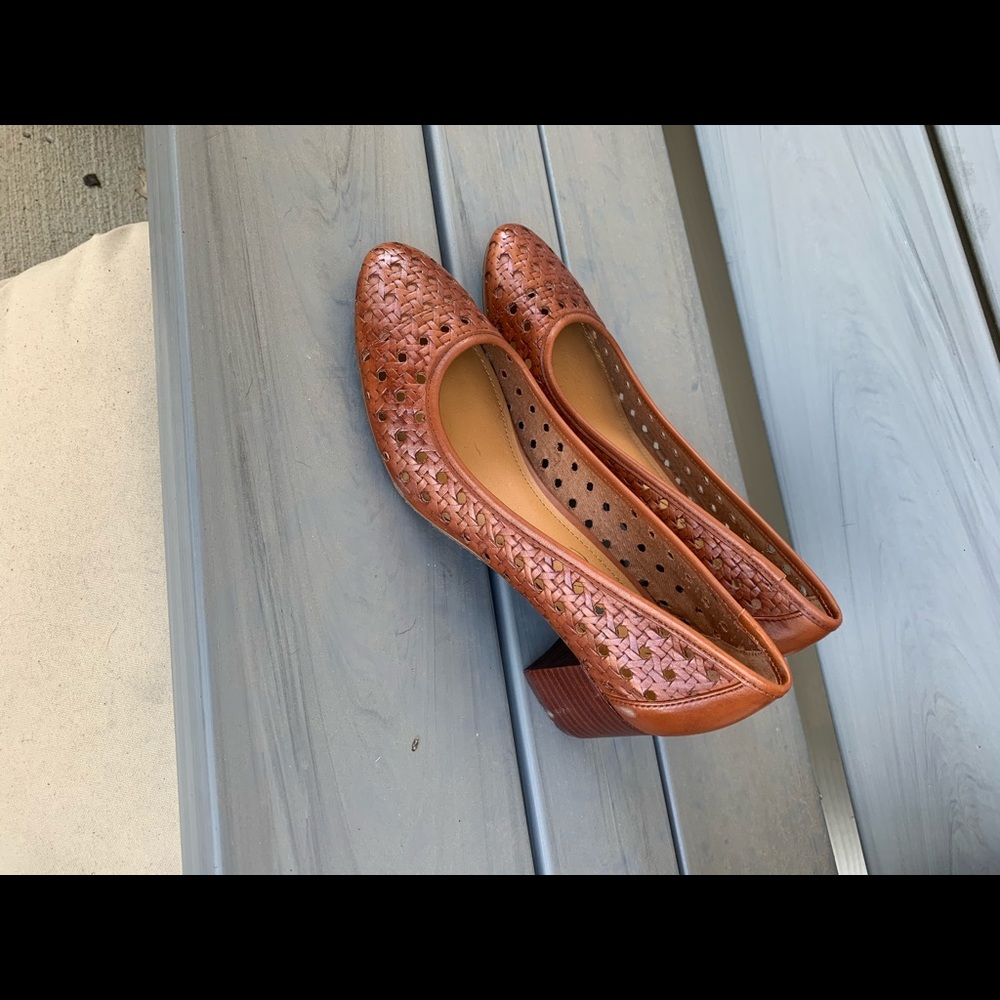 Patricia Nash tan leather block heels size 8